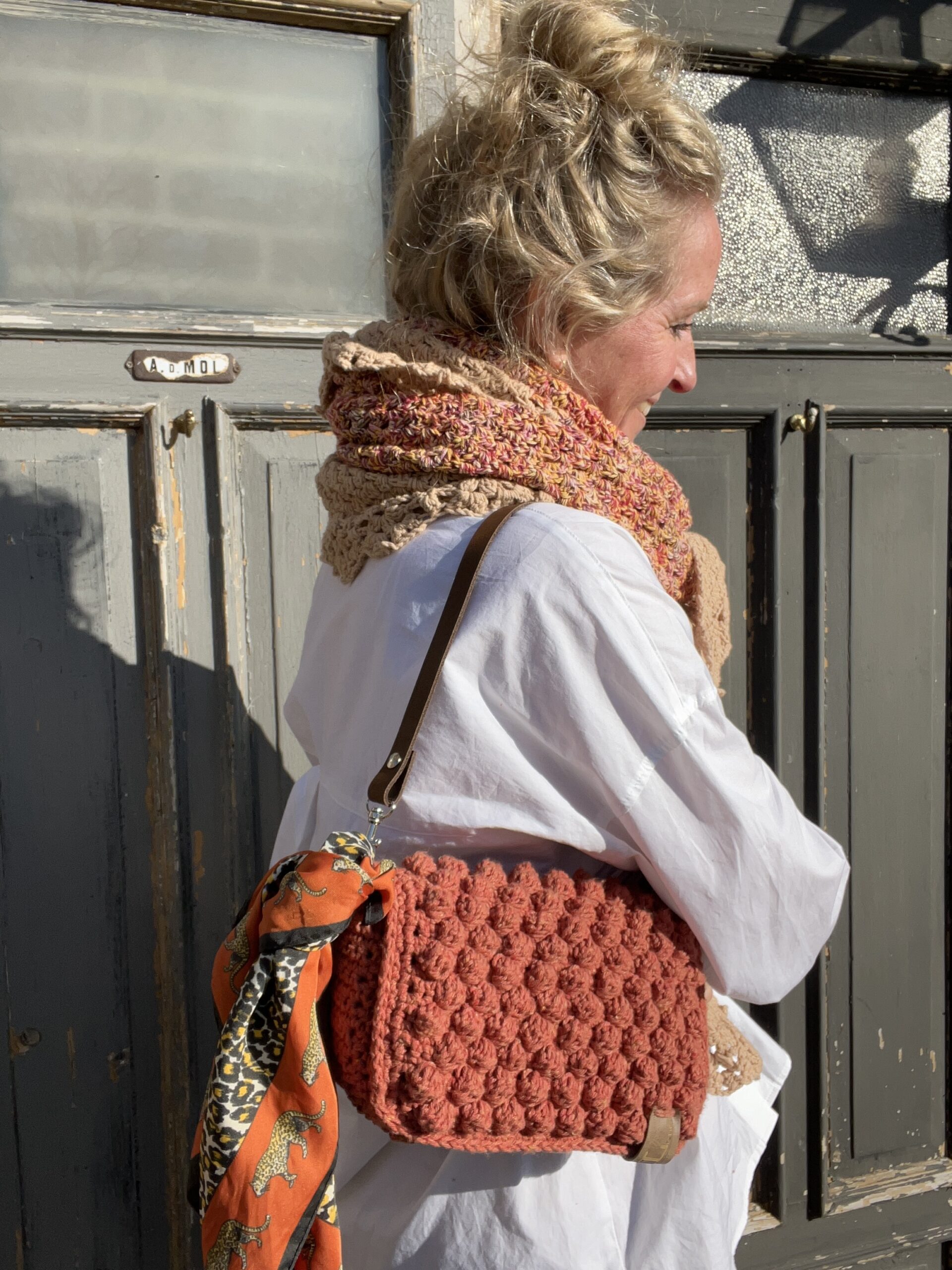 Haakpakket schoudertasje met pompons Basic Lodge